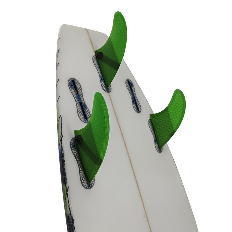 زعانف لوح ركوب الأمواج M Tri F - مراجعة Surfboard Leash وسعره