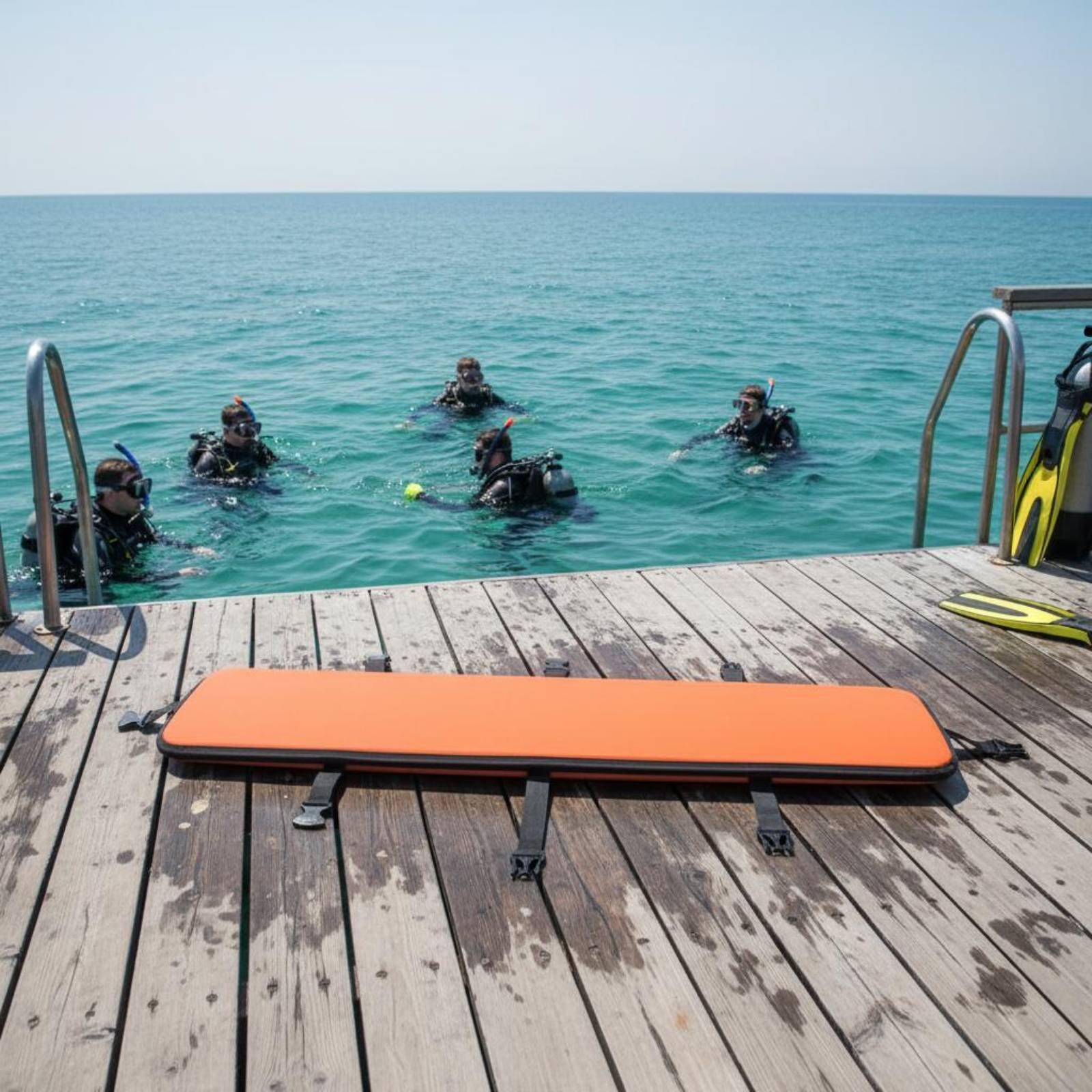 حقيبة شبكية مقاومة للماء لحمل  - مراجعة Swim Fins وسعره