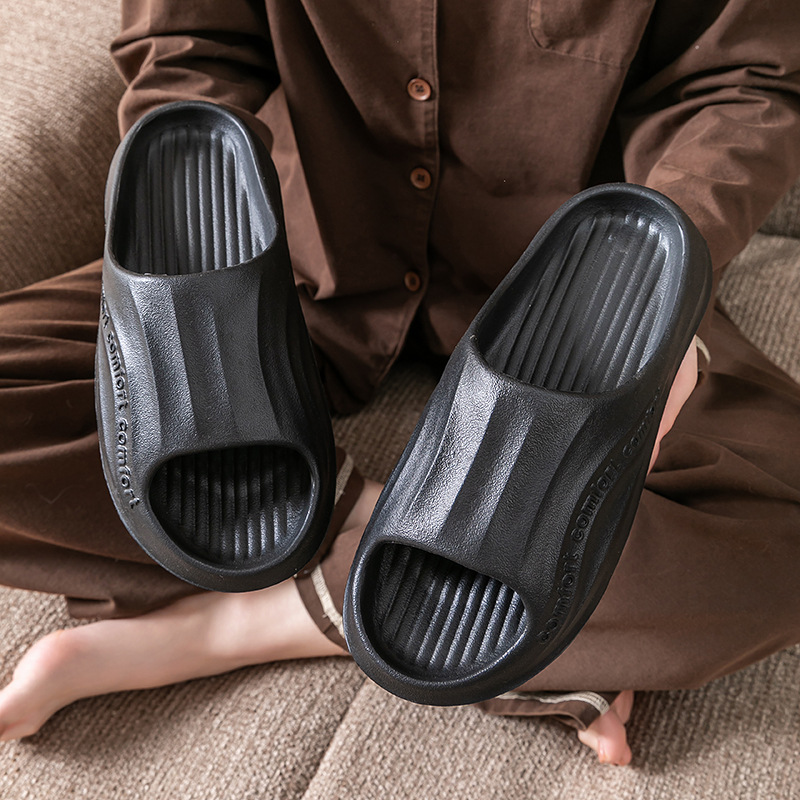 شباشب صيفية للنساء والرجال من  - مراجعة Water Shoes وسعره